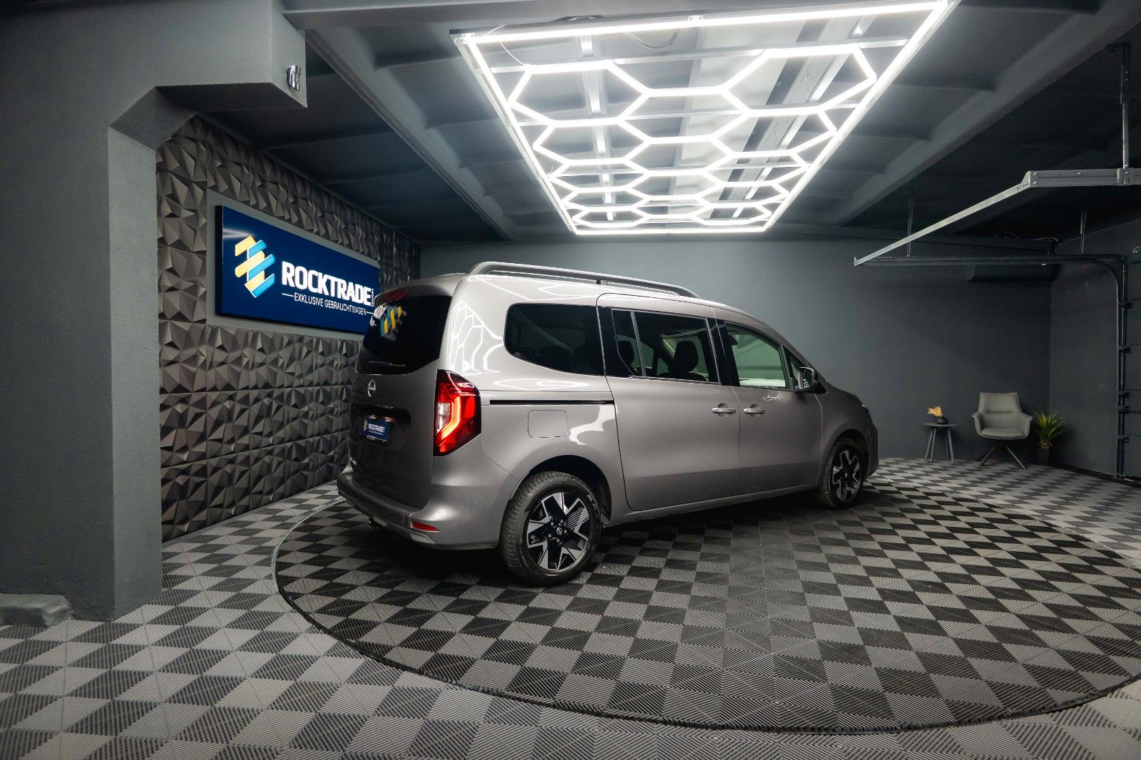 Fahrzeugabbildung Nissan Townstar Kombi L2 Tekna 7 Sitze *LED*Kamera*Navi