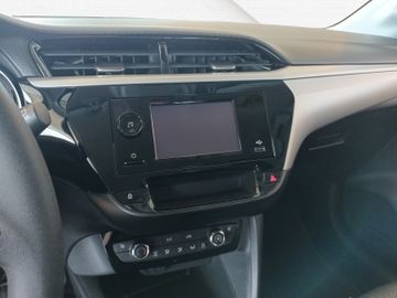 Fotografie des Opel Corsa F Sitzheizung Parkpilot Tempomat Bluetooth