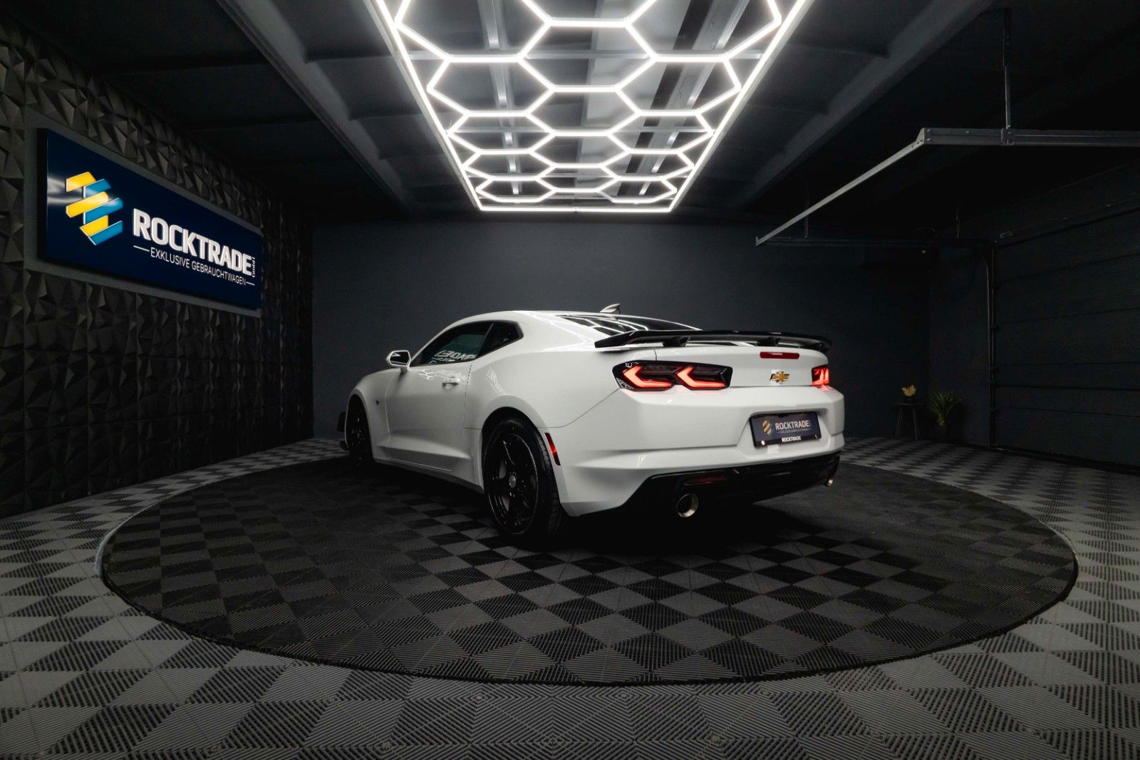 Fahrzeugabbildung Chevrolet Camaro 2.0 Turbo Coupe ZL1 Package *CarPlay*LED*