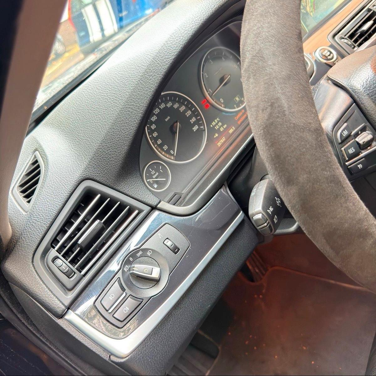 BMW 218 2012 — photo 14