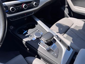 Audi A4 Allroad - 11