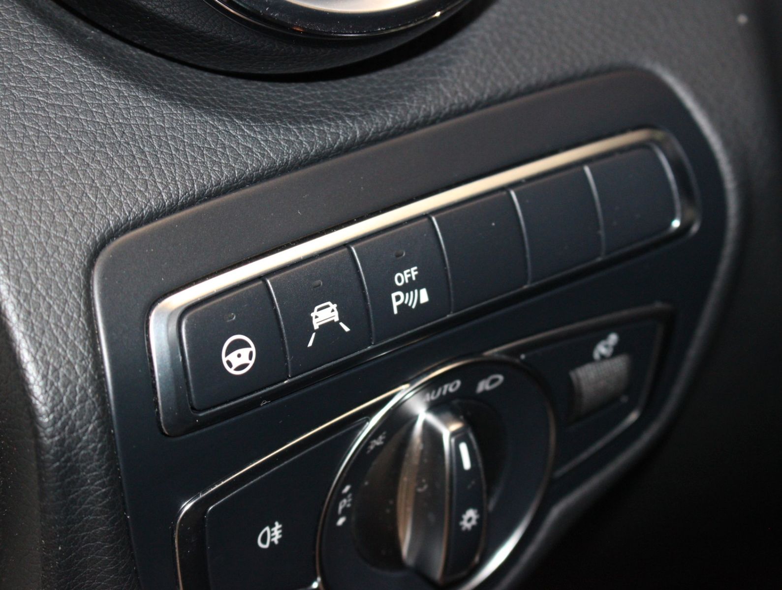 Fahrzeugabbildung Mercedes-Benz GLC 350 d 4MATIC AMG Line *PNRM*Kamera*AHK
