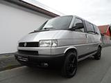 Volkswagen T4 Multivan - silberne Volkswagen T4 Multivan