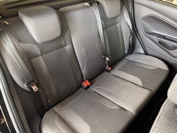 Ford Fiesta Titanium *NAVI*KLIMAAUTOMATIK*SZHZ*