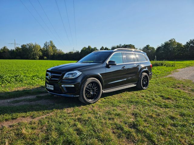 Mercedes-Benz GL 63 AMG 4MATIC AMG V8 - Vollausstattung