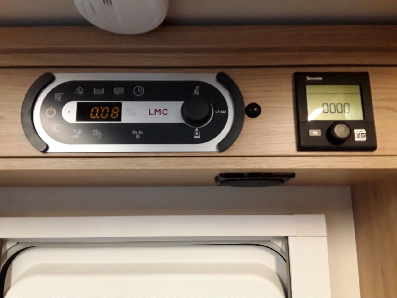 Fahrzeugabbildung LMC Cruiser V 646 G Automatik Radio DAB/Navigation