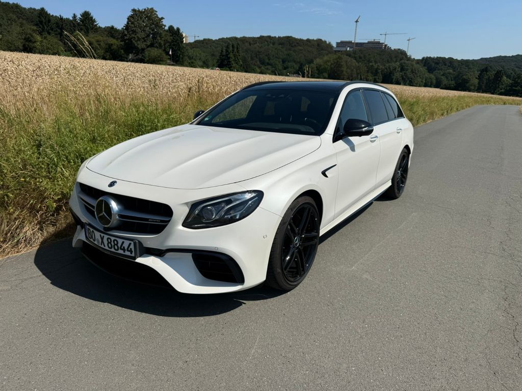 Image of Mercedes-Benz E 63 AMG