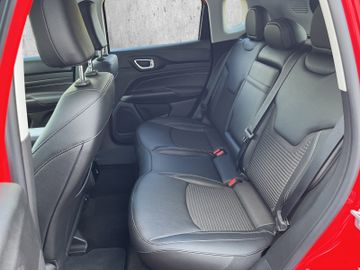 Jeep Compass Limited 1.3 +Kam.+LED+KeyLess+ACC