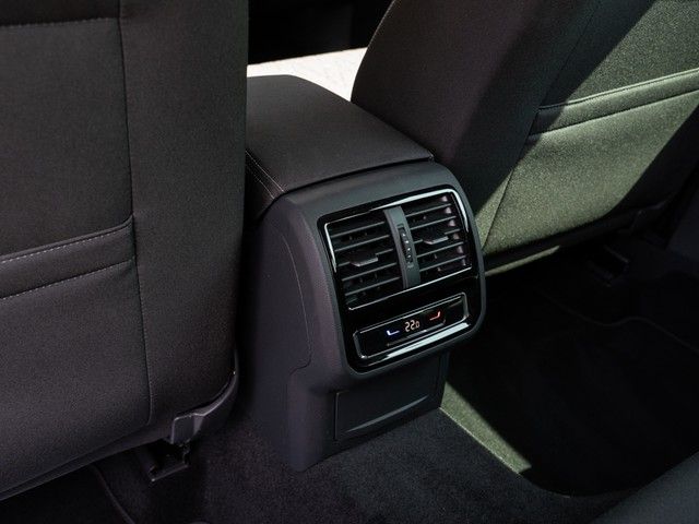Passat Variant Business TDI DSG Kamera ergoSitz