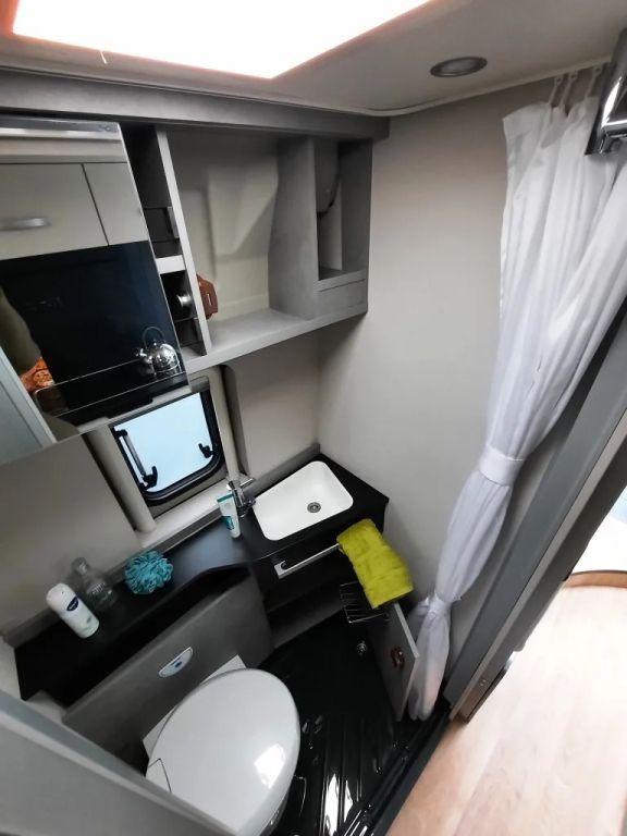 Fahrzeugabbildung Crosscamp Camper Vans CV 600 Fiat Verfüg./Sparen Sie 13.69