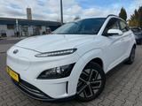 Hyundai KONA Elektro 64kWh|SOH97%|ACC|SHZ|Kamera|CarPlay