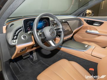 Mercedes E 220 - 11