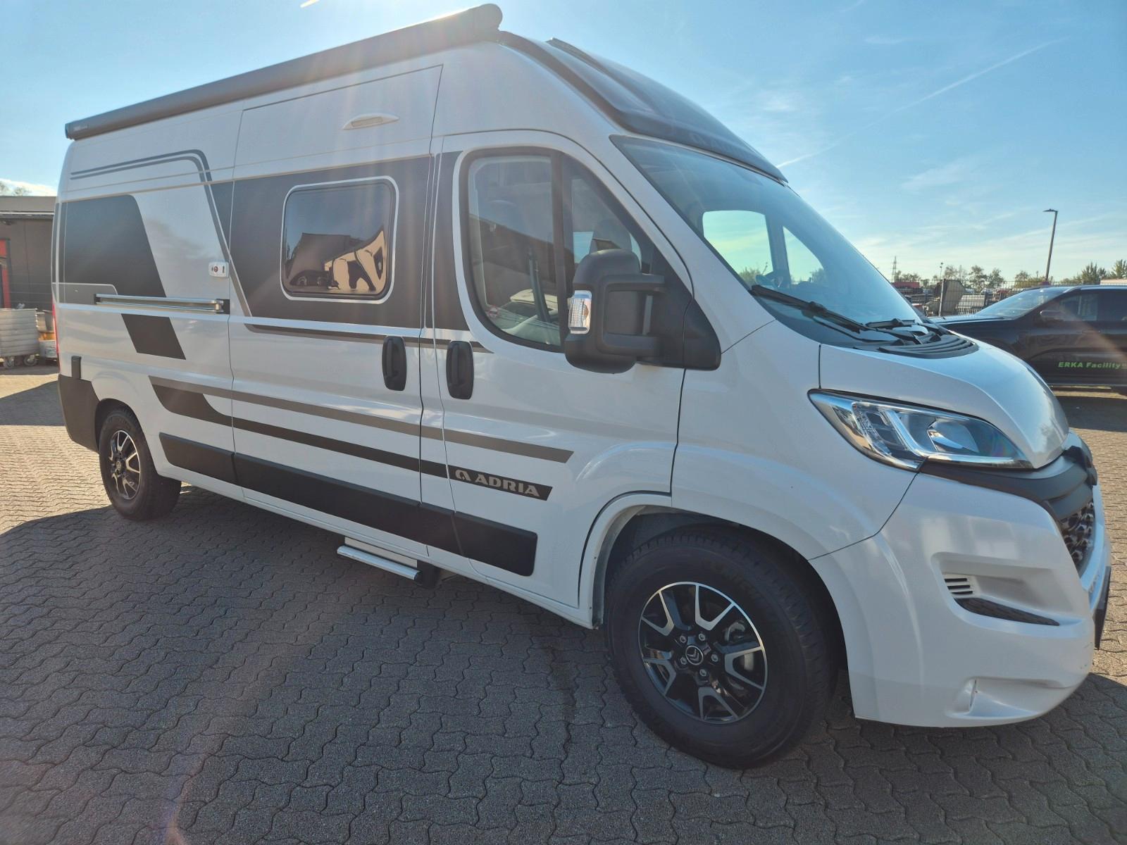 Adria Twin 600 Supreme SX SAT u.TV und Solar/AHK