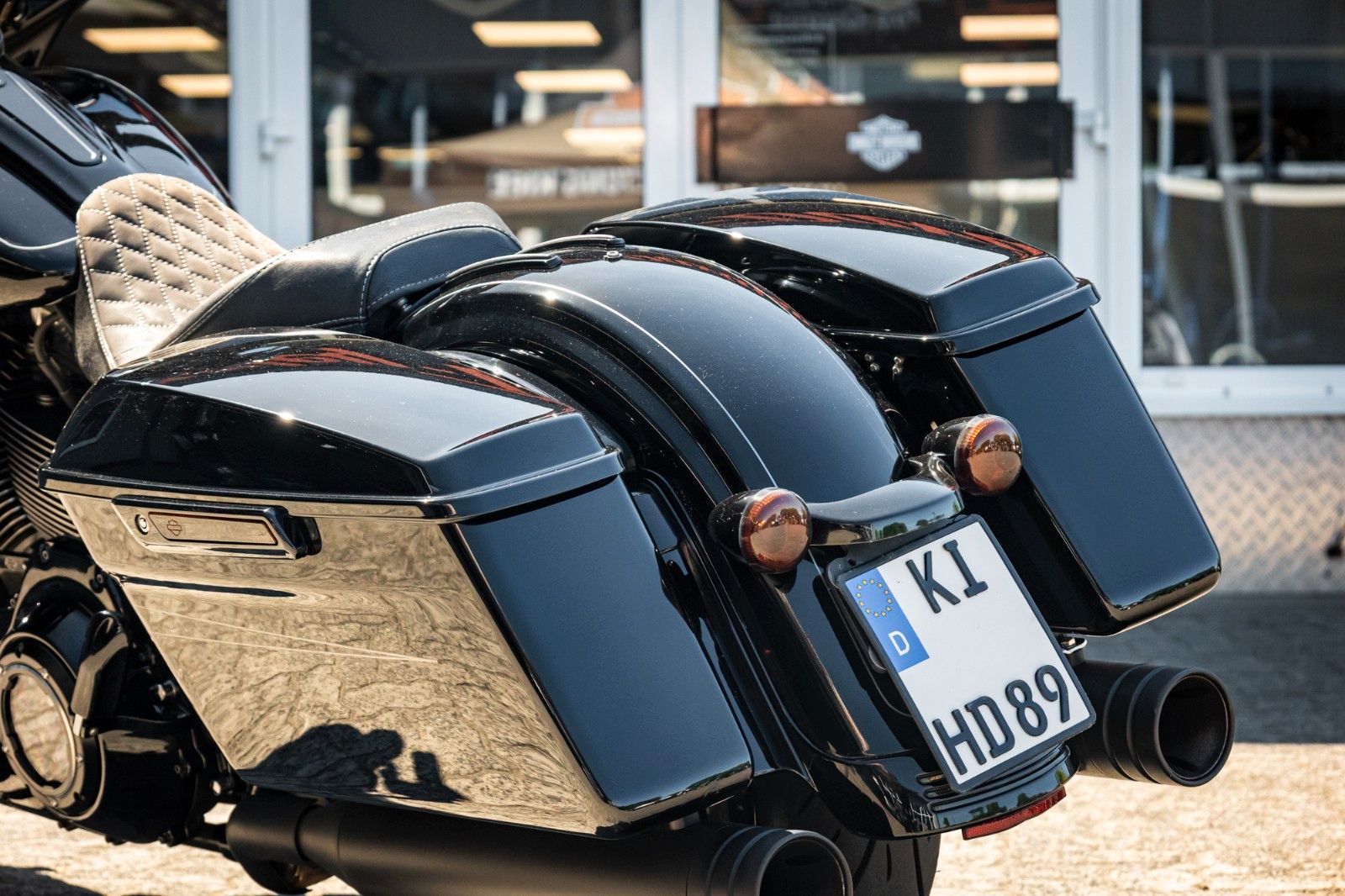 Fahrzeugabbildung Harley-Davidson FLHXS Street Glide - Jekill&Hyde -Wilbers