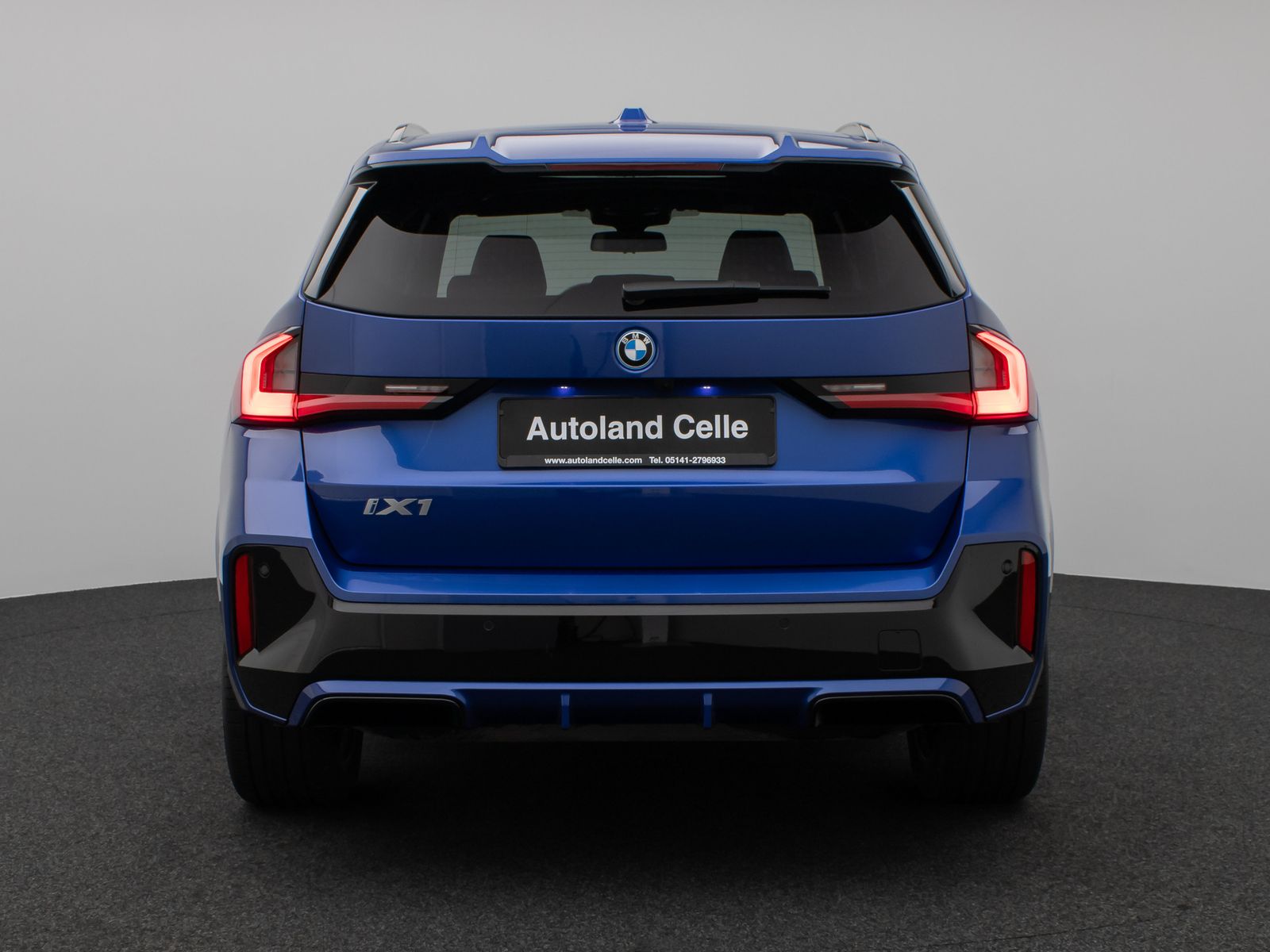 Fahrzeugabbildung BMW iX1 xD30 M Sport Pro Panorama 360°HUD DAB H/K