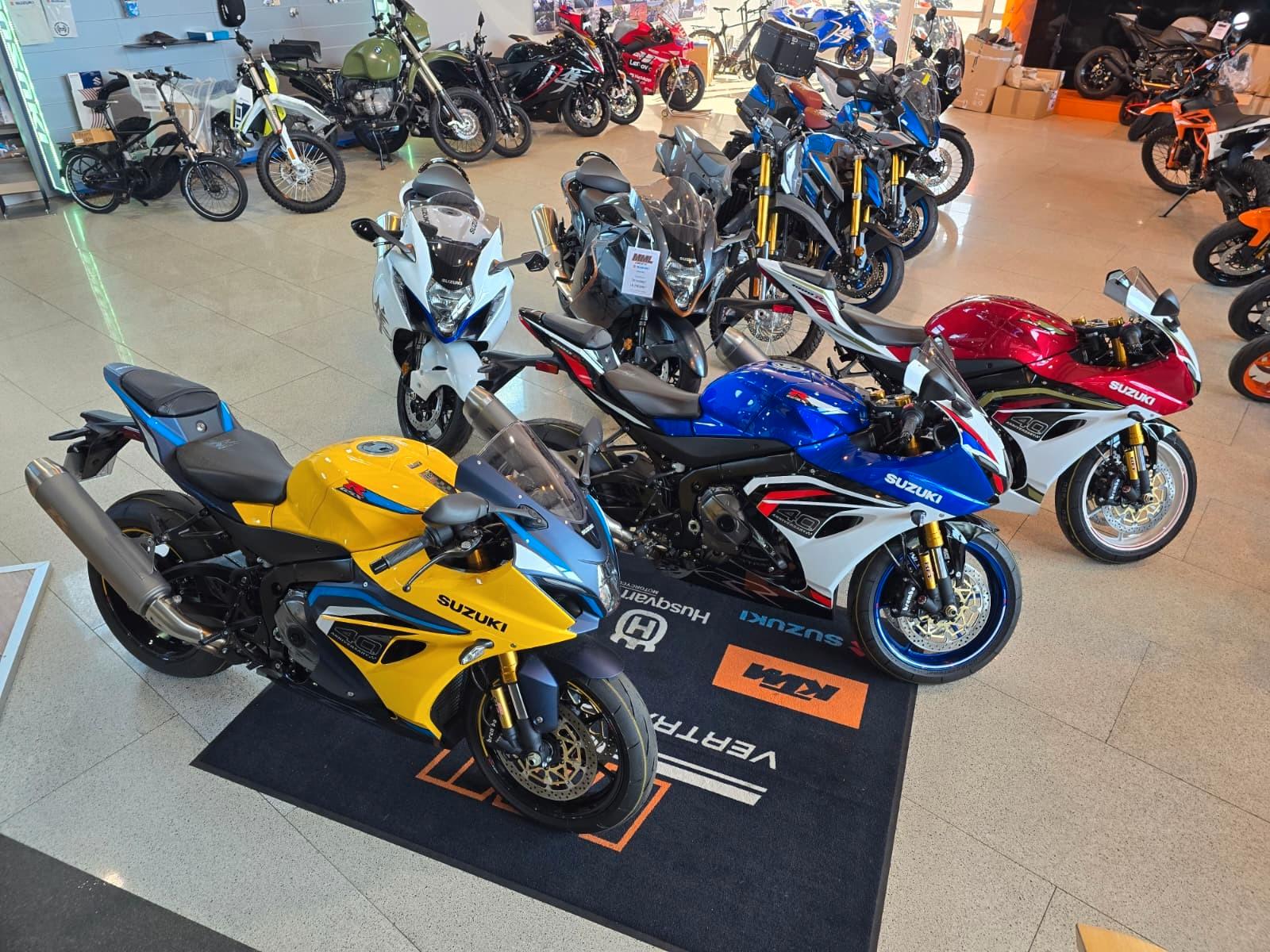 Suzuki GSX-R1000R 40th Anniversary M7