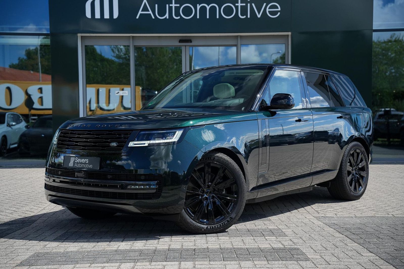 Land Rover Range Rover 3.0 P550e Autobiography l British Ra imagem 2