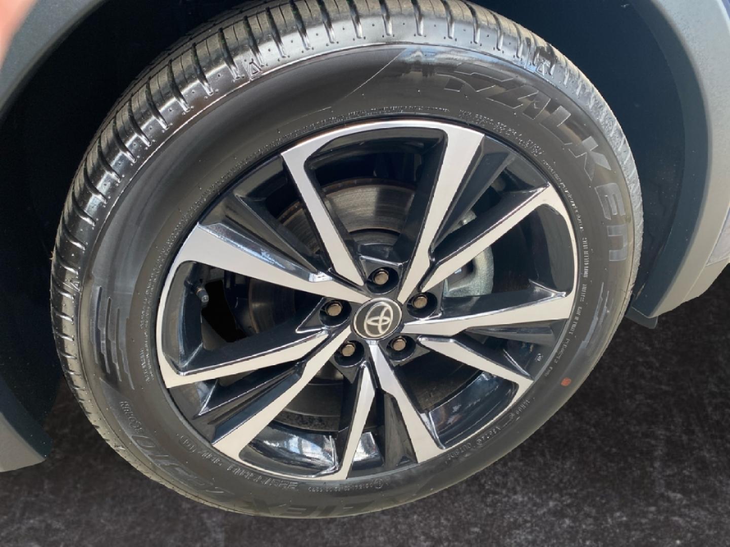 Toyota C-HR Hybrid 1,8 l, 140 PS CVT TEAMPLAYER TECHNIK