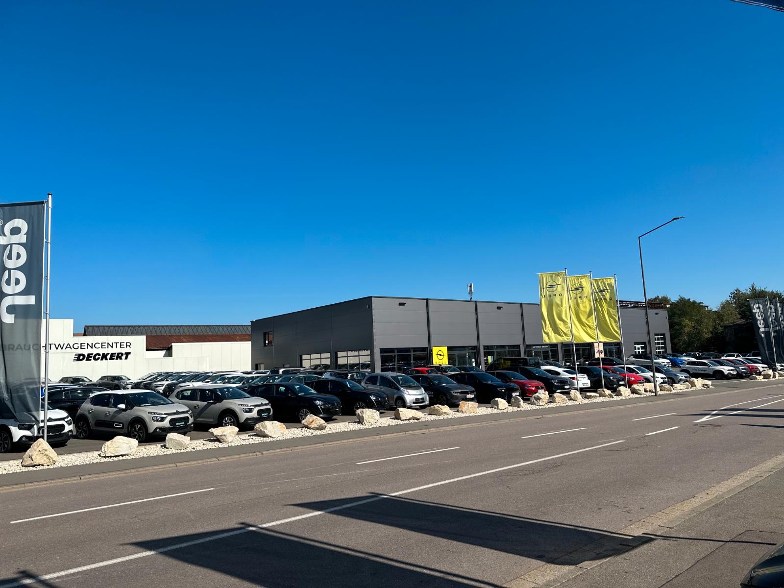 showroom-image-main