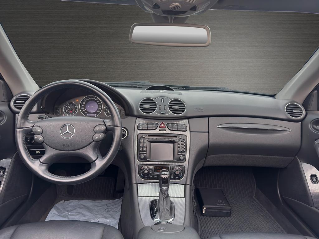 Mercedes-Benz CLK 320