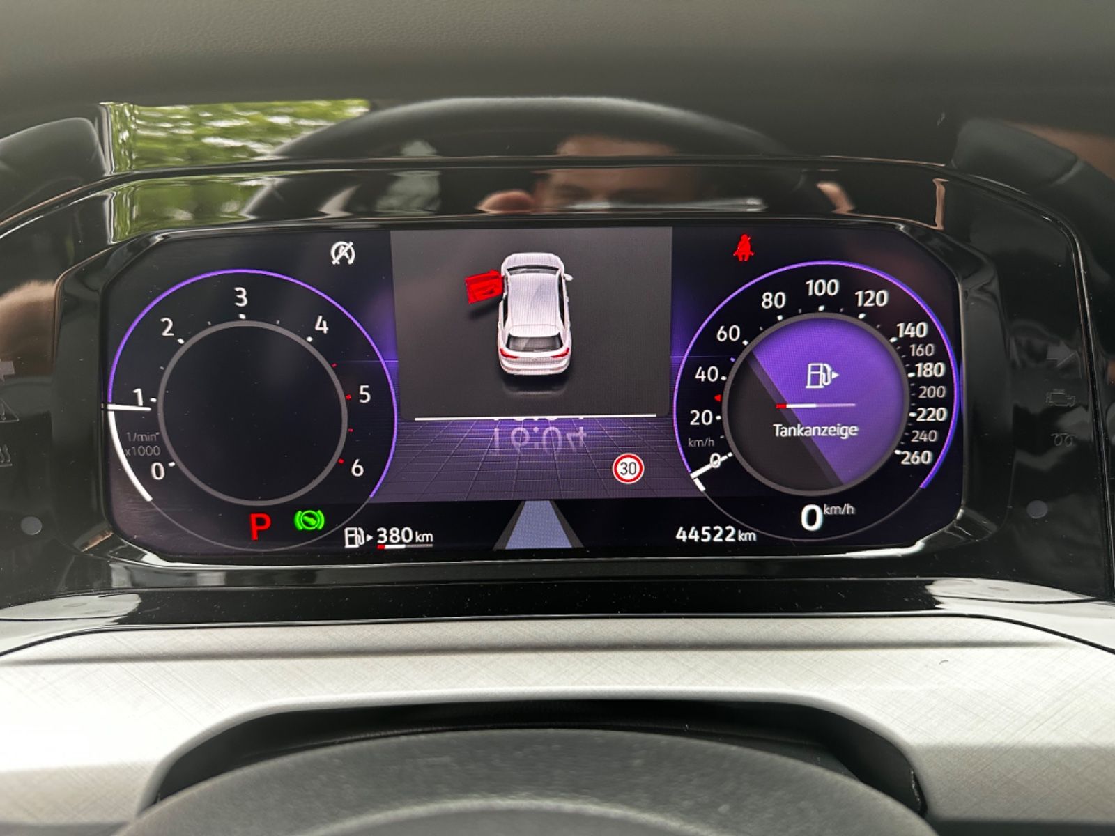 Fahrzeugabbildung Volkswagen Golf VIII 2.0 TDI 7-DSG Life LED NAVI