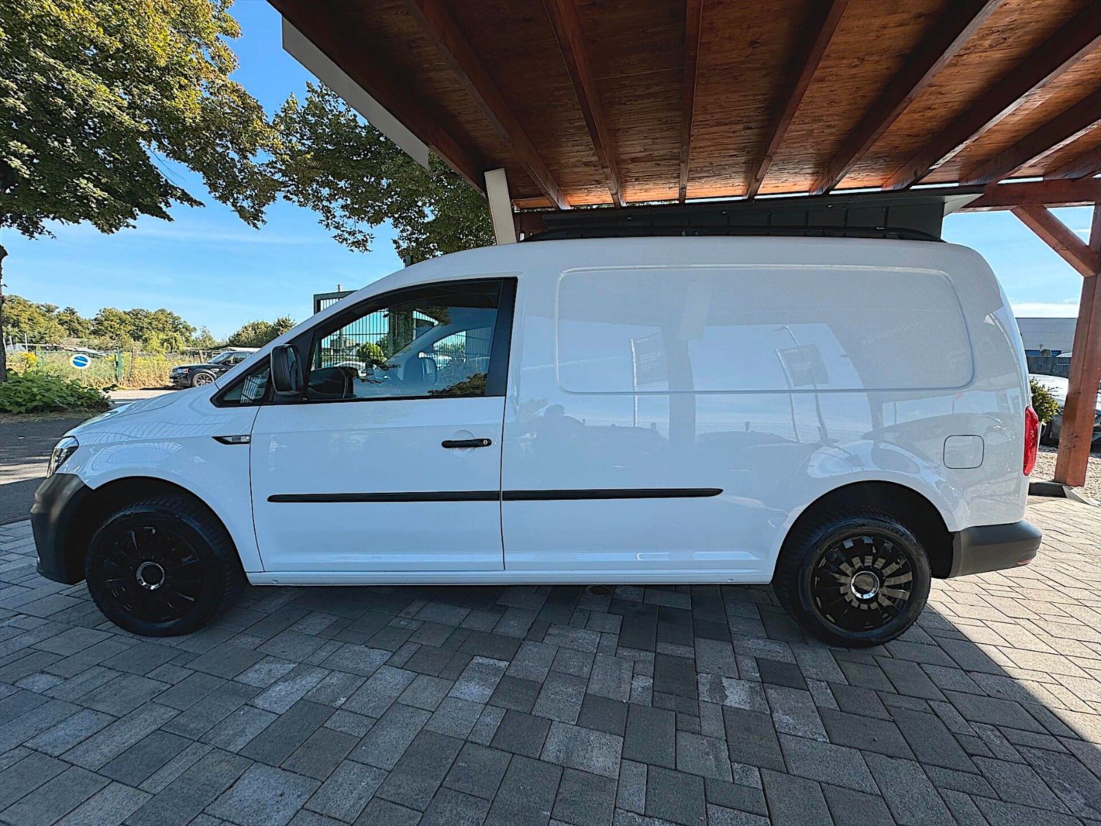 Fahrzeugabbildung Volkswagen Caddy 2.0 TDI Maxi Kasten BMT *Klima*Top Zustand