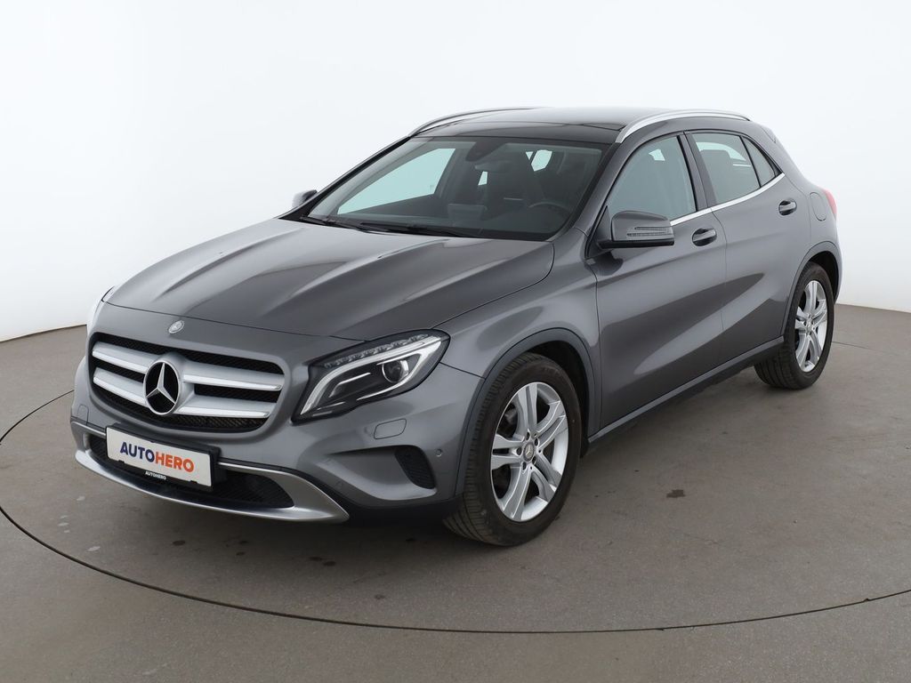 Image of Mercedes-Benz GLA 200