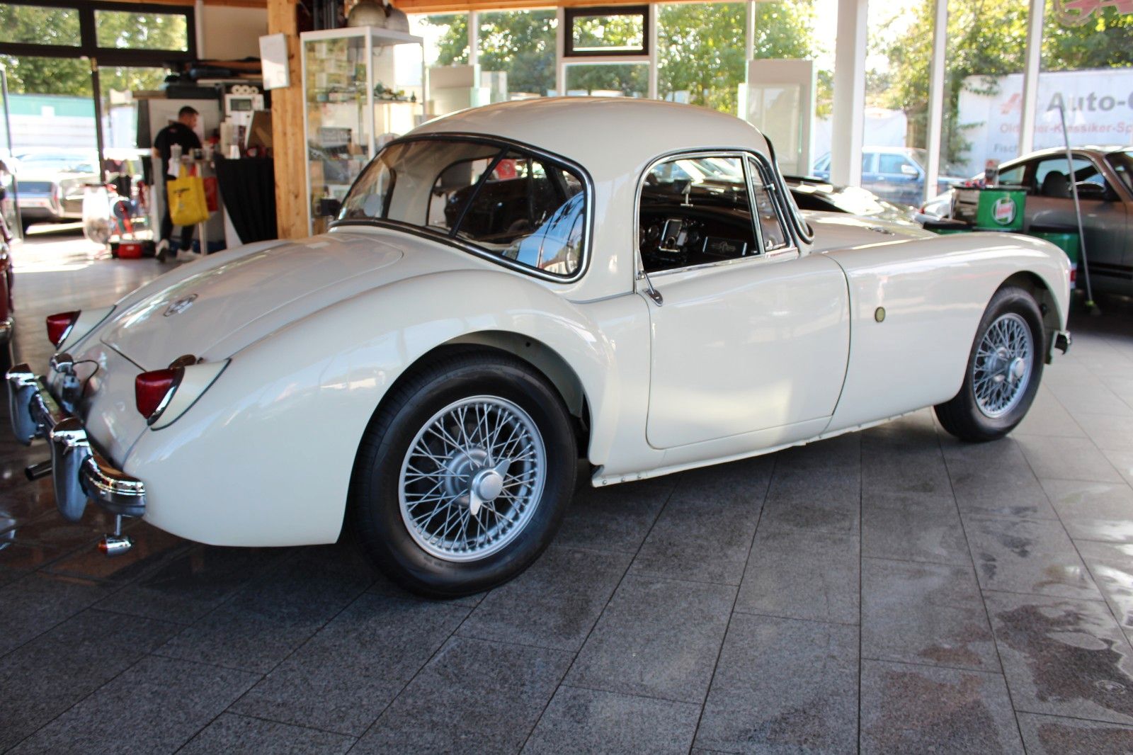 MGA 1500 Coupe' Restauriert!!