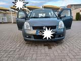 Suzuki Auto Suzuki Swift 1.3 Dance - Suzuki Swift: Dance