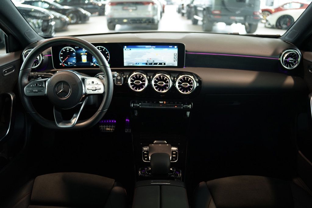 Mercedes Benz A 220