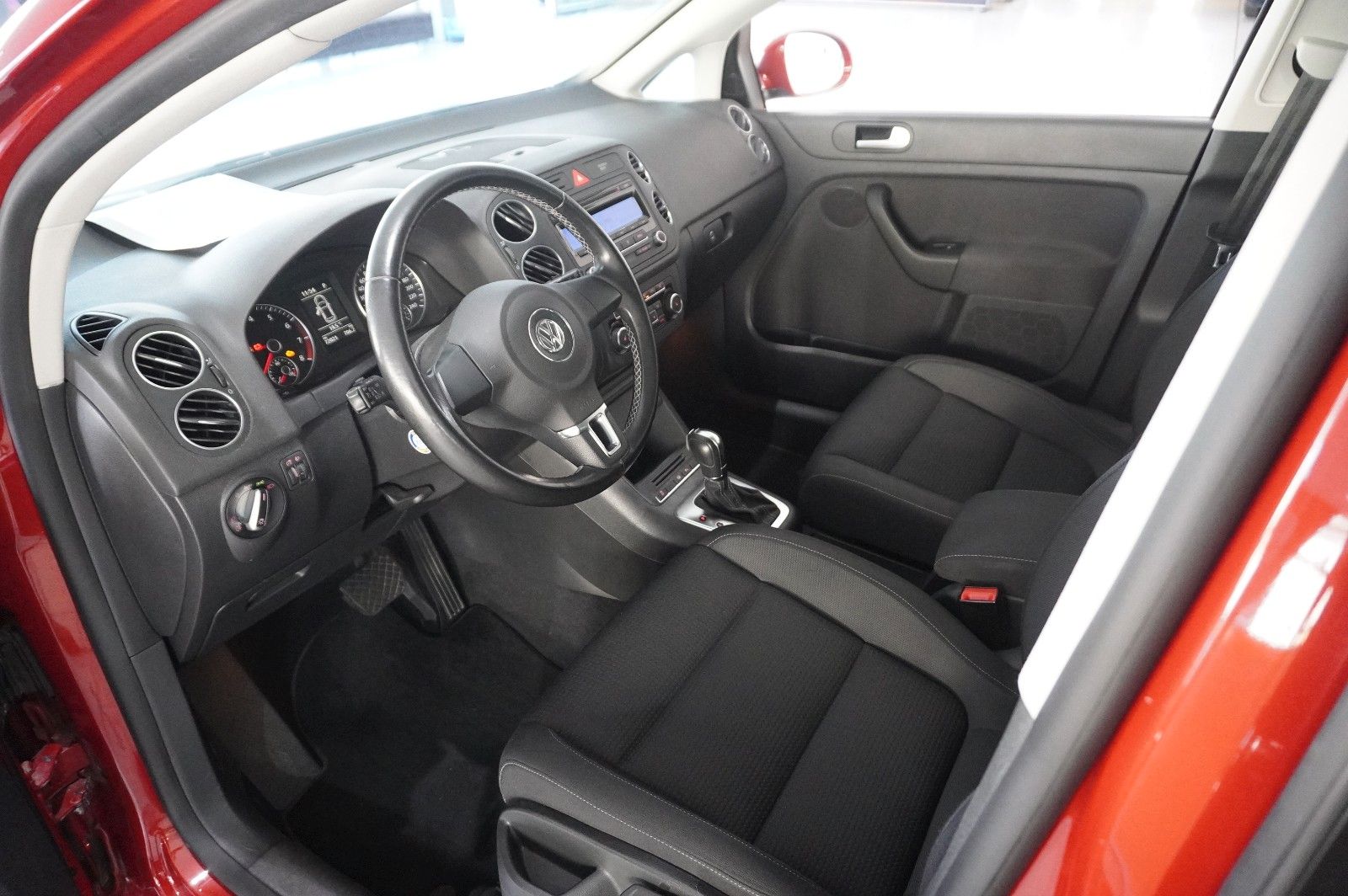 Fahrzeugabbildung Volkswagen Golf Plus VI TEAM 1.4 TSI DSG KLIMA/PDC/NEBEL/SH