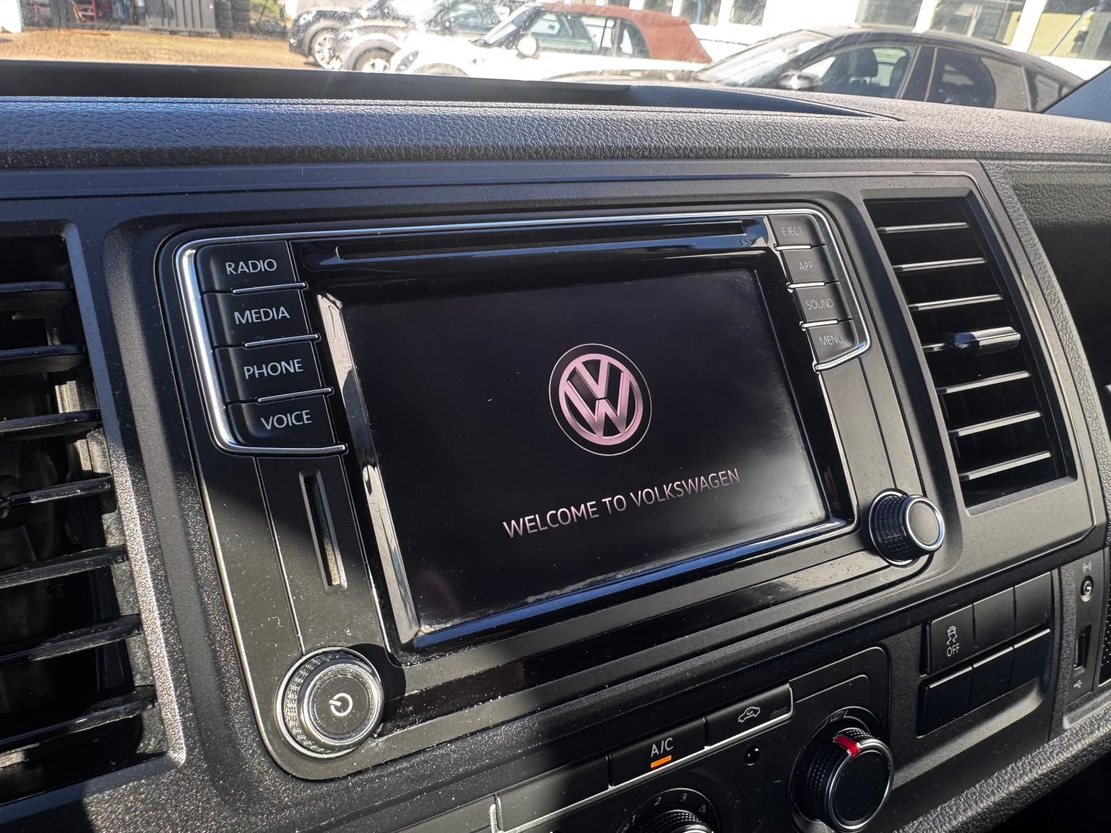 Fahrzeugabbildung Volkswagen T6 Transporter Kasten EcoProfi