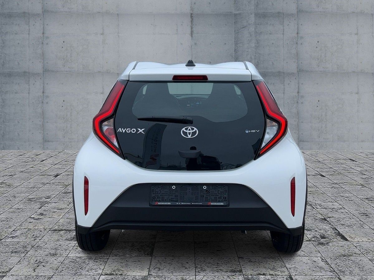 Toyota Aygo (X) - Bild 6