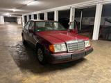 Mercedes-Benz Mercedes Benz E 230 - gebrauchte Mercedes-Benz E 230 aus dem Jahr 1992
