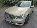 Mercedes-Benz E 200 CDI BlueEFFICIENCY - - Mercedes-Benz E 200: Cdi Blueefficiency