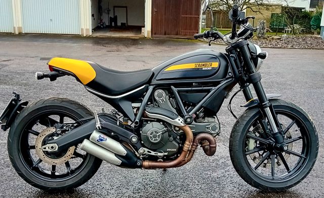 Ducati Scrambler 800, 2.Hand, Scheckheft, Extras