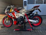 Aprilia Tuono V4 1100 Factory - APRILIA TUONO 1100 V4