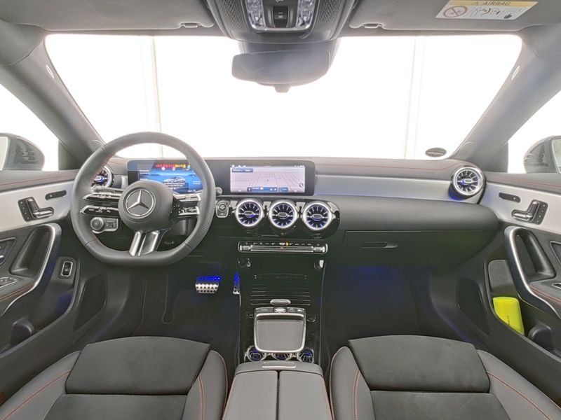 Fahrzeugabbildung Mercedes-Benz CLA 200 AMG Plus*Pano*HUD*Distro*AHK*Night*360°*