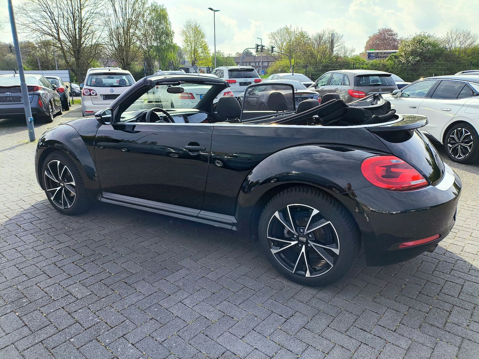 Fahrzeugbild 16