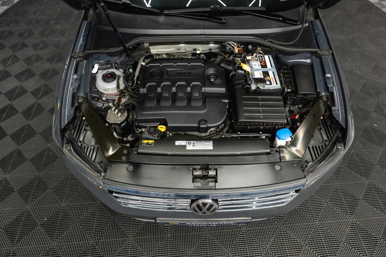 Fahrzeugabbildung Volkswagen Passat Alltrack 4Motion | Massage | LED | ACC