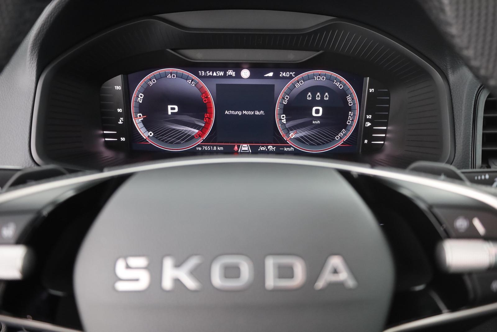 Skoda Karoq Sportline 2.0 TDI DSG Matrix ACC AHK Pano, миниатюра 18