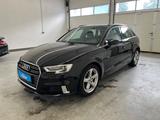 Audi A3 Sportback 1.6 TDI*Xenon*PDC*NAVI*AHK* SHZ+LM+ - Audi A3: Limousine