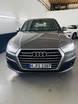 Audi Q7 3.0 TDI 3xSline,Headup,Standheizung,7Sitzer - Audi Q7 Gebrauchtwagen in Hannover