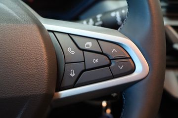 Dacia Duster III TCe 130 Expression 4x4 SH Kamera LED