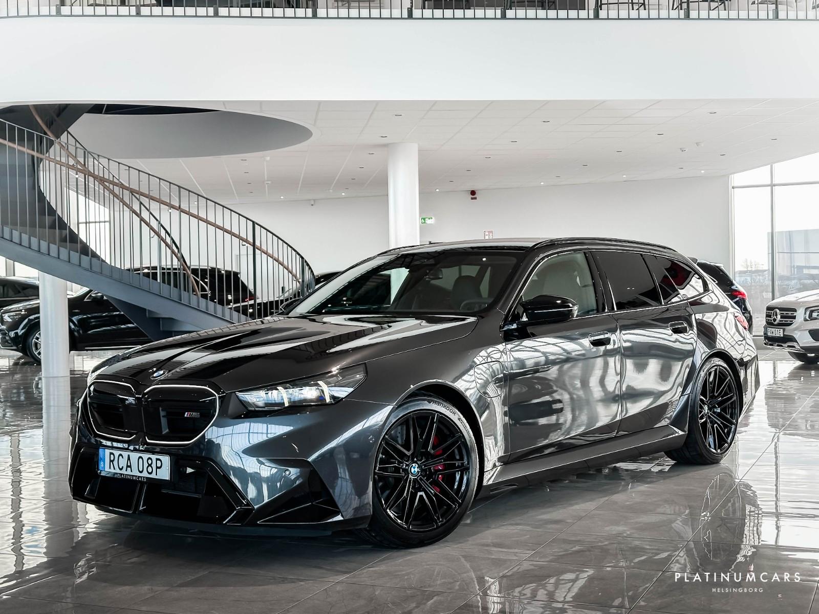 BMW M5 Touring 727hp 2025 / NETTO POSSI / Iconic