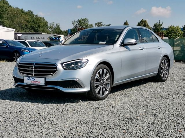 MERCEDES-BENZ E 400d 4Matic*AIRMATIC*HUD*MASSAGE*AHK