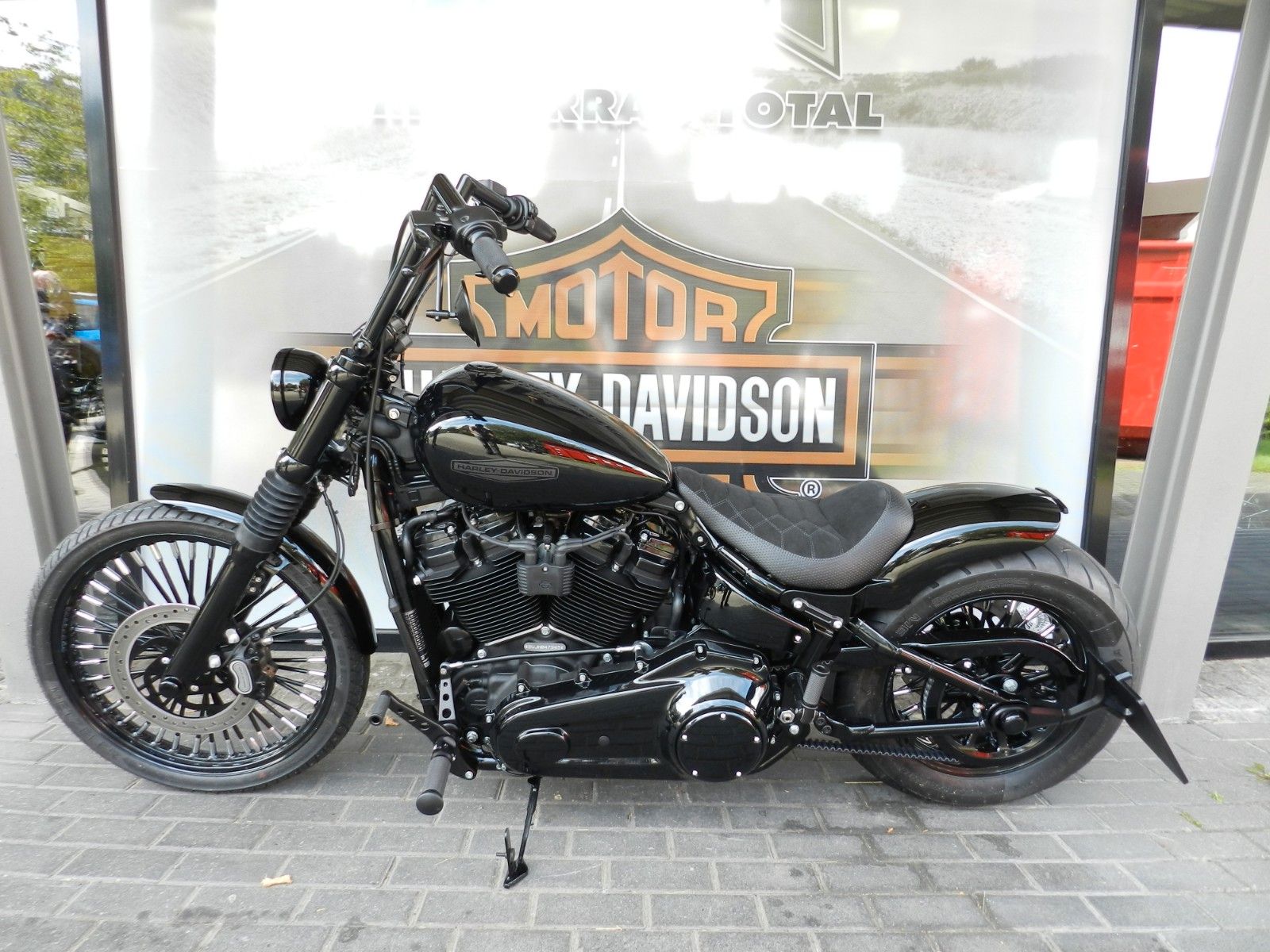Fahrzeugabbildung Harley-Davidson Softail Custom Umbau TTS JEKILL ...