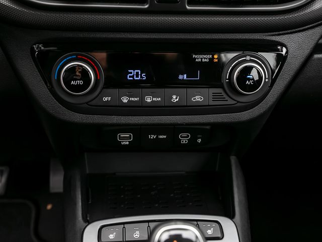 Hyundai i10 1.0 Trend Spurhalteassistent Kamera Navi