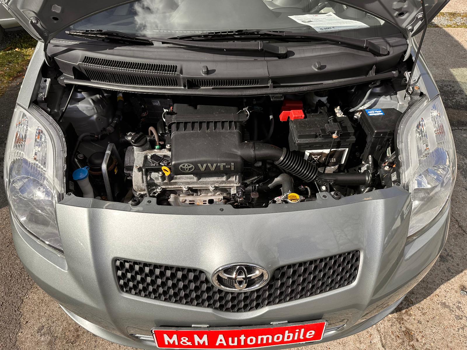 Toyota Yaris Team 1.3 Klima 79'TKM Scheckheft gepflegt