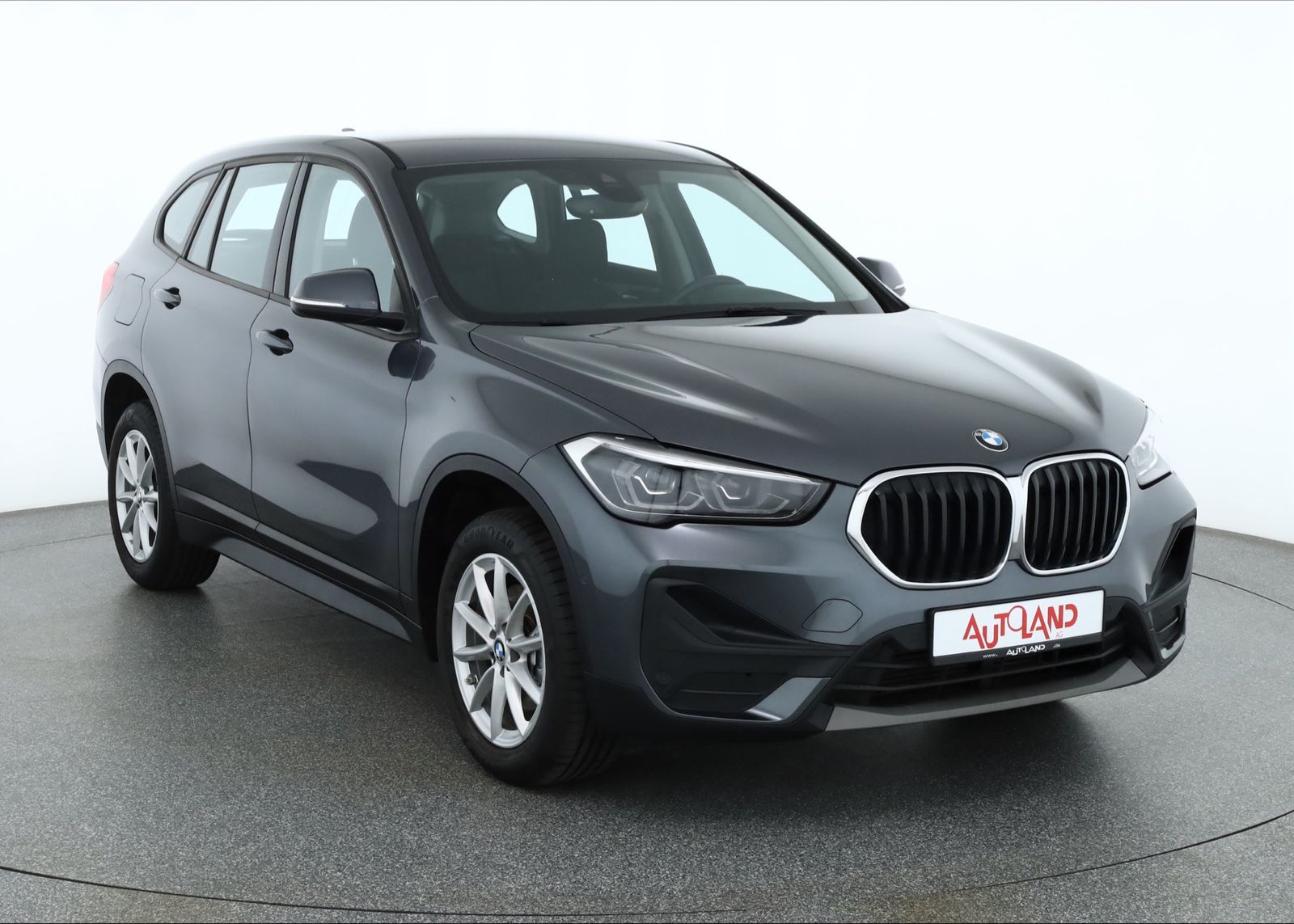 BMW X1 18d sDrive LED Navi Sitzheizung Tempomat PDC foto 7